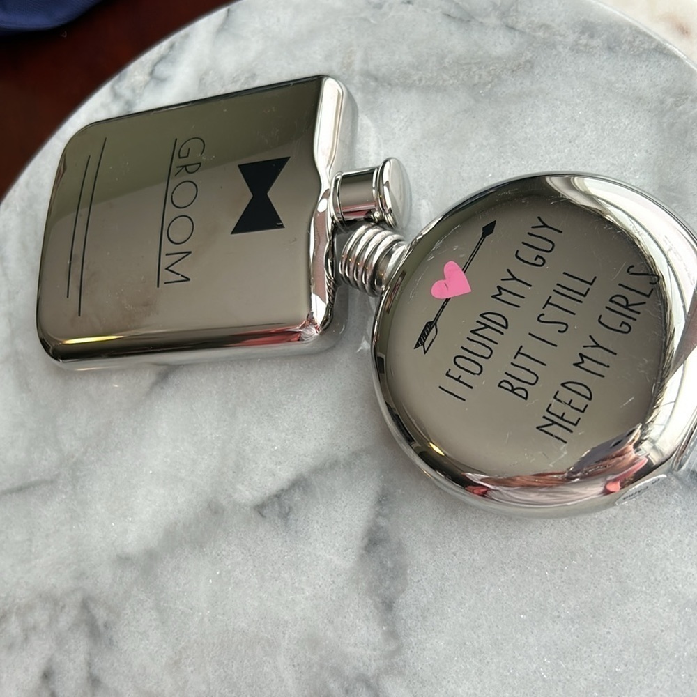 Bride and groom flasks stainless steel groom 6oz bride 4.5 oz screw off lids